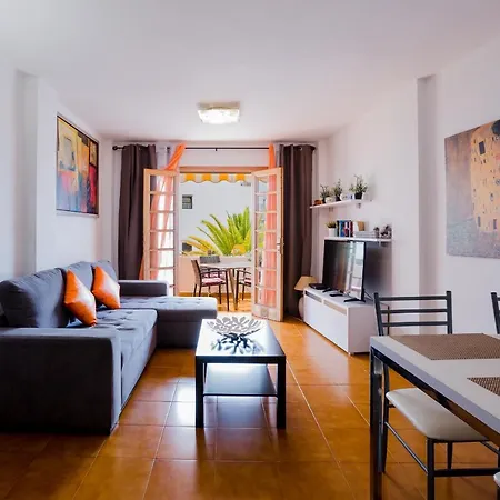 Appartement Garden 6 *