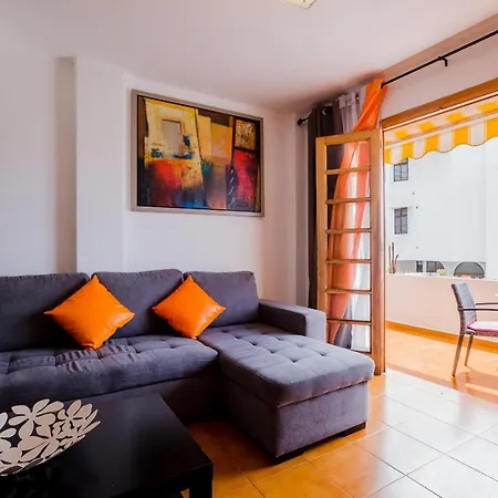 Appartement Garden 6 *